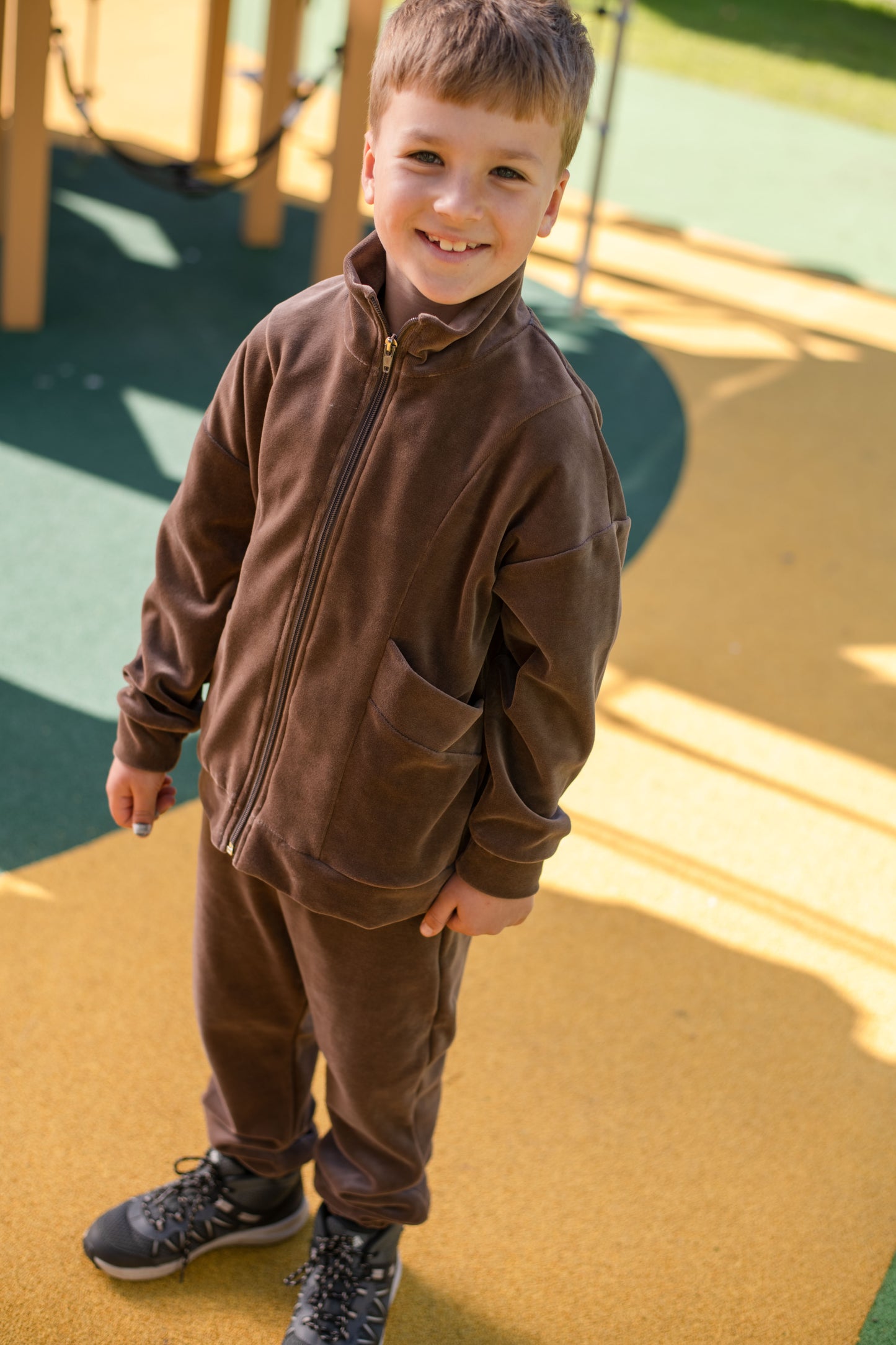 Veliūrinės kelnės berniukui