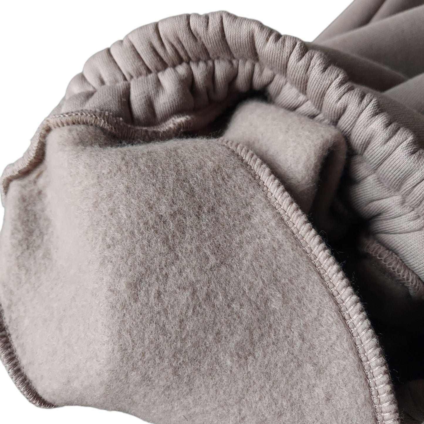 Laisvalaikio kelnės su pūkeliu